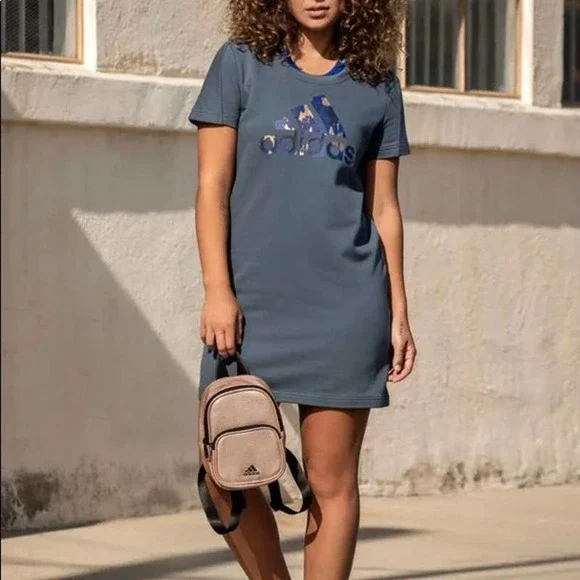 green emerald velvet dress Green Adidas Farm Rio T-Shirt Dress – FARM Rio main image 0